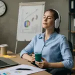 Come gestire lo stress da lavoro? Strategie pratiche per sentirsi subito meglio